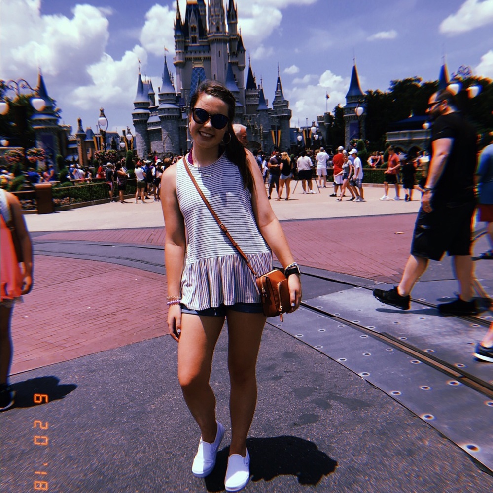 Meet your Posher, Emily